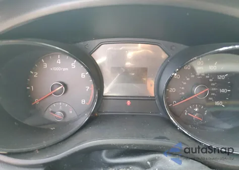 2016 Kia Sedona Lx z USA, uszkodzony, nr VIN KNDMB5C19G6097784